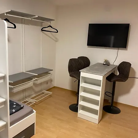 Apartamento Wieko Leibnizstr H1 3 Og Mitte Plauen
