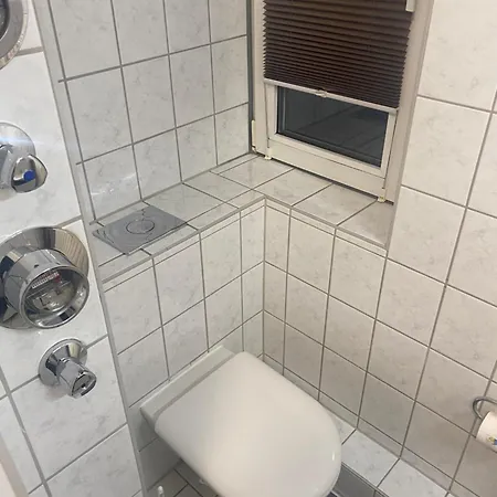 Apartamento Wieko Leibnizstr H1 3 Og Mitte